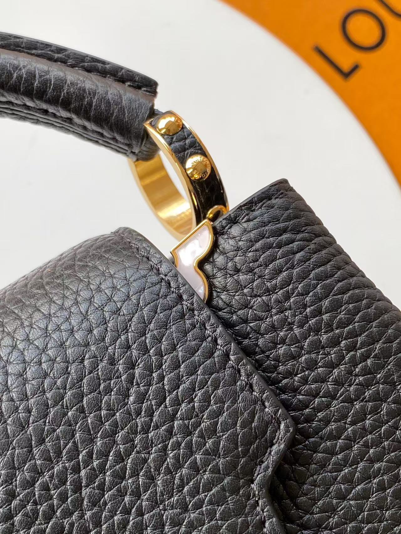 Lv Capucines Mini (Black) (Pre-order)